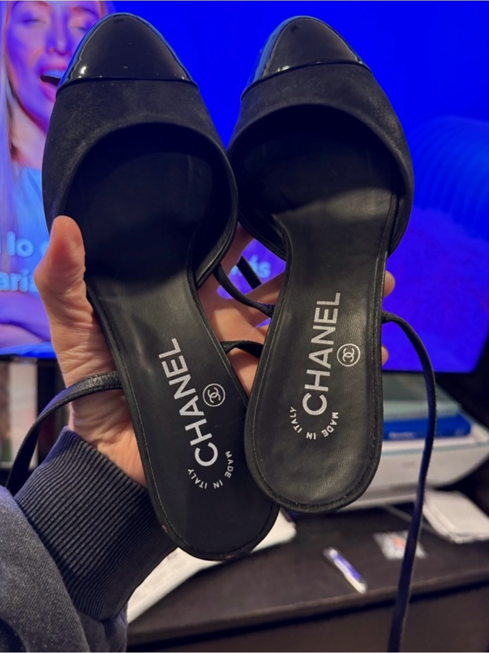 CHANEL Black Suede & Patent Leather Open-Sided Flats